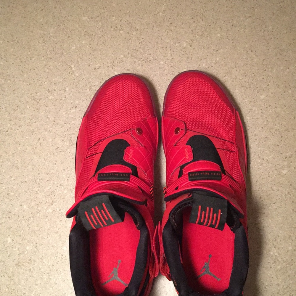 Jordan 33 - Picture 7 of 8